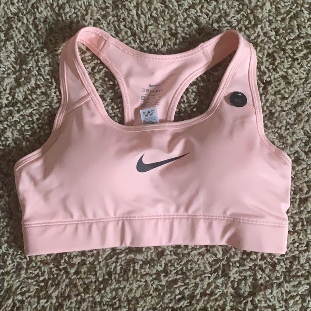 Brand new nike sports bra pink